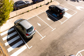 Cojali étrenne deux nouvelle places de parking pour femmes enceintes